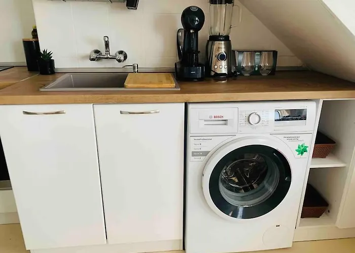 شقة Lovely By The Sea