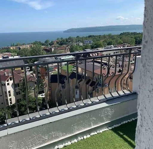 شقة Lovely By The Sea