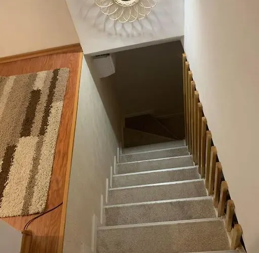 Lovely By The Sea فارنا