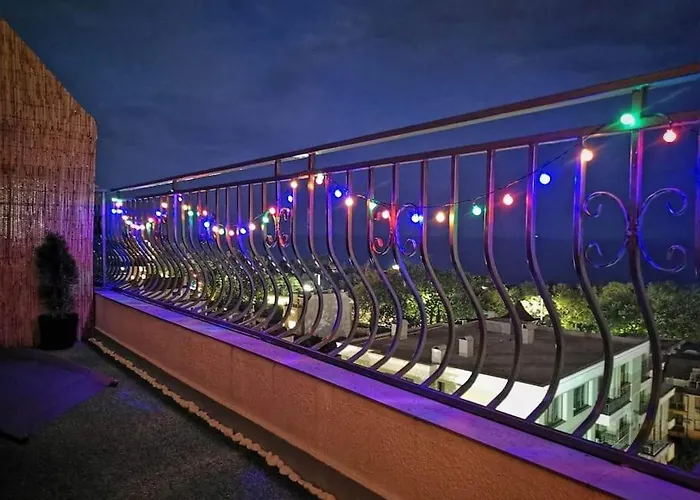 Apartment Lovely By The Sea Warna