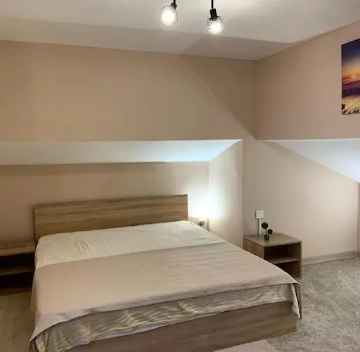 Apartment Lovely By The Sea